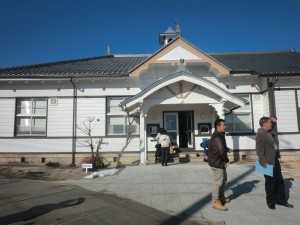 おひさま進歩の事務所である旧飯田測候所